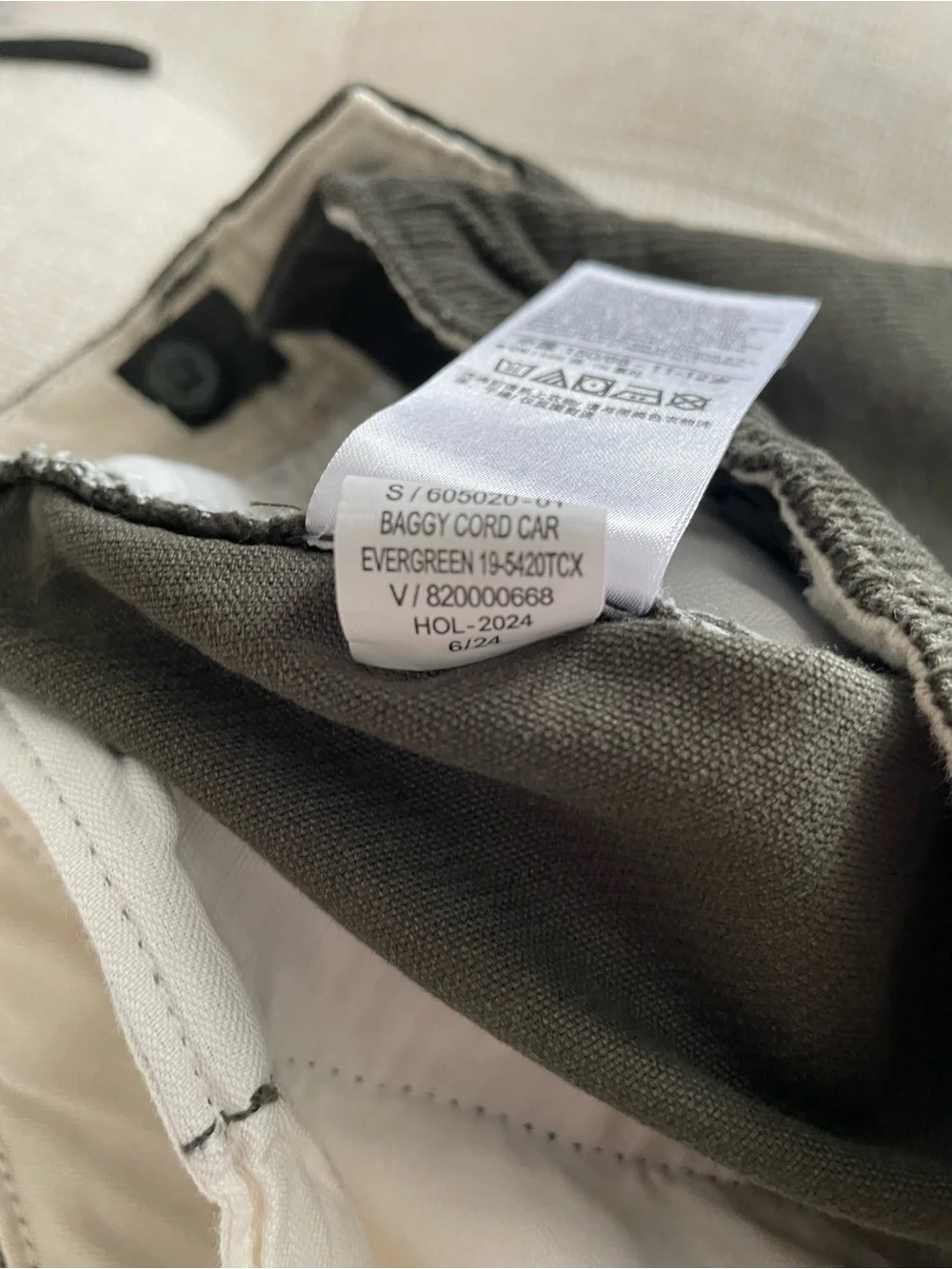 Gap Baggy Mid-Rise Corduroy Cargo Pants Evergreen Khaki